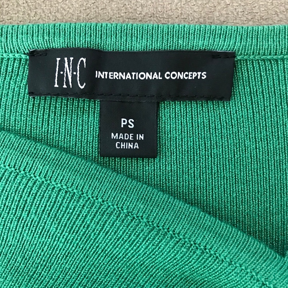 Reposted ♓️🅿️ NWOT INC international concepts top - Picture 4 of 8